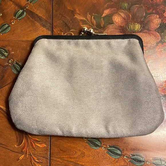 Lulu Guinness purse - Picture 2 of 3